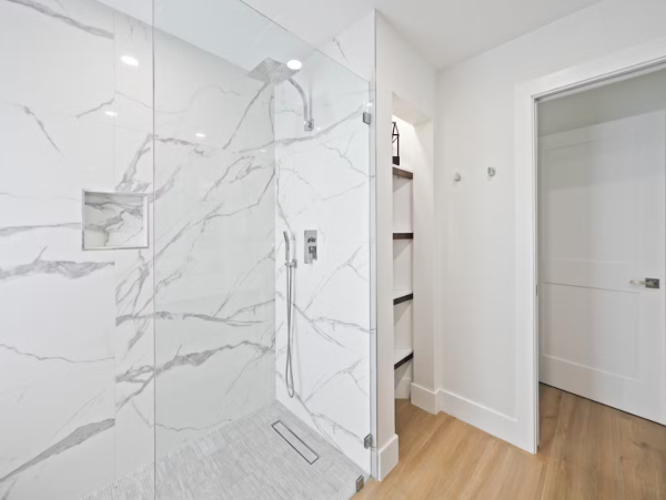 Luxury Miami Vacation Rental 3 Bedroom - Private Pool Oasis, Game Room & Family Friendly